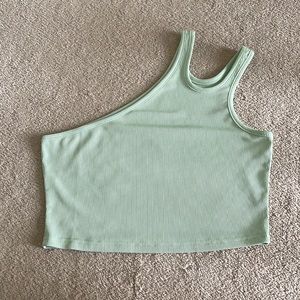 ONE SHOULDER TANK TOP